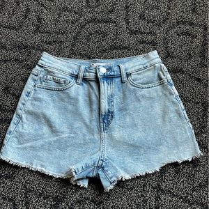 SO high rise mom short